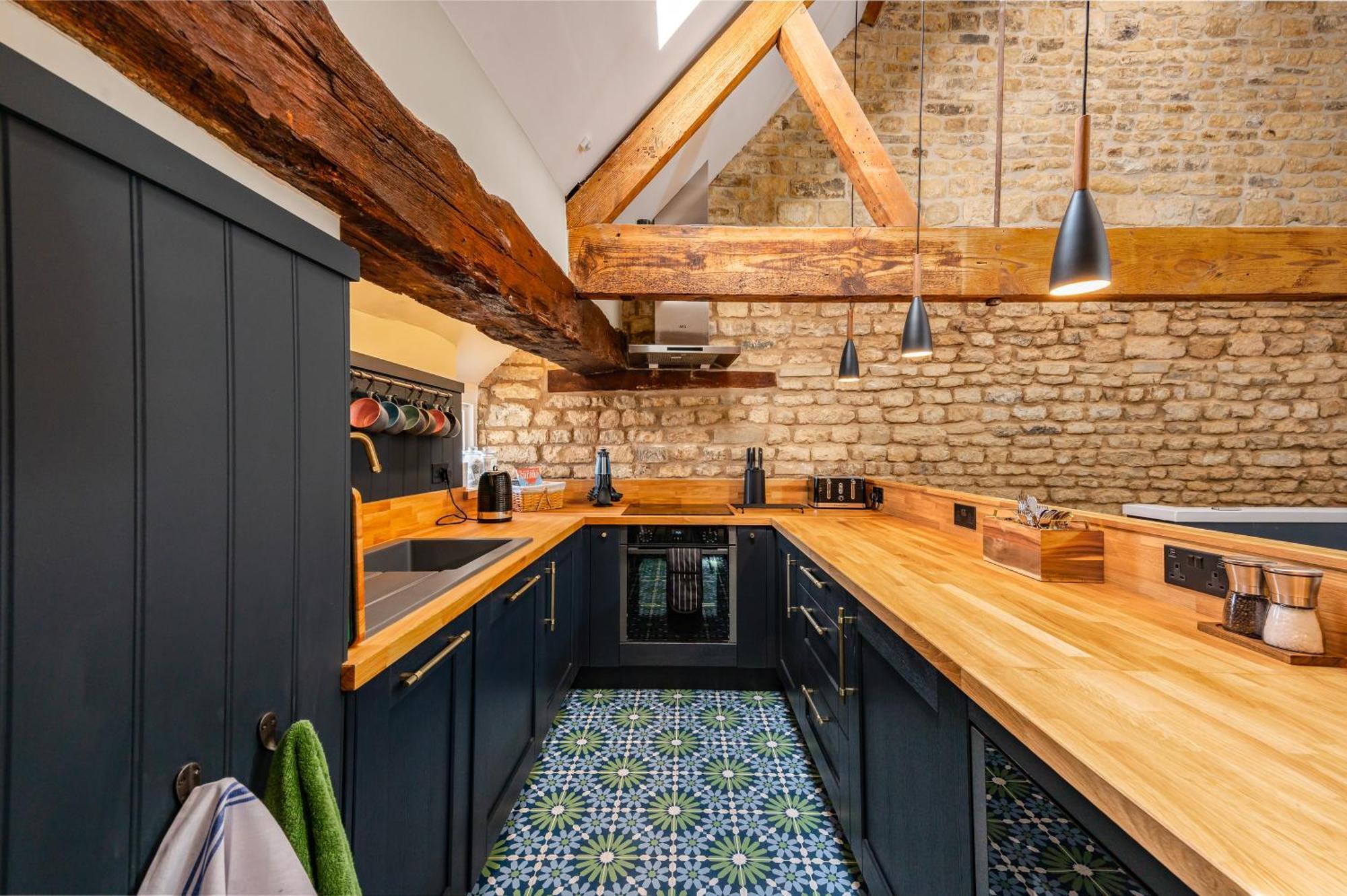 Luxury Town Centre Loft Apartment In Converted Granary Стамфорд Экстерьер фото